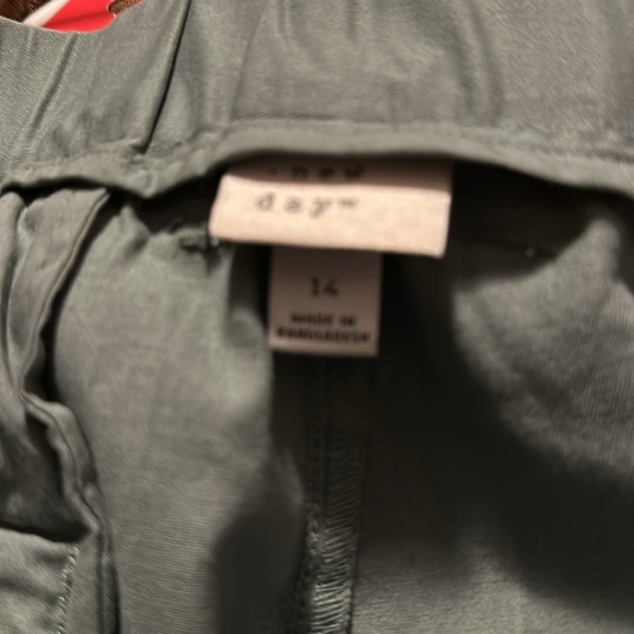 A New Day ladies pants, grassy green sz 14 NWT - Picture 4 of 5